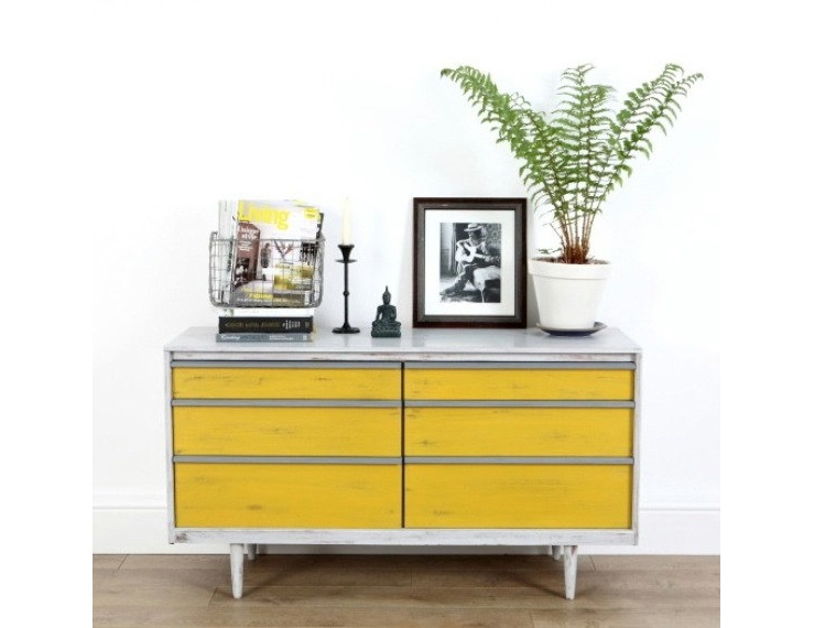 How To Decorate With Yellow Accents Using Buffets And Cabinets (7)