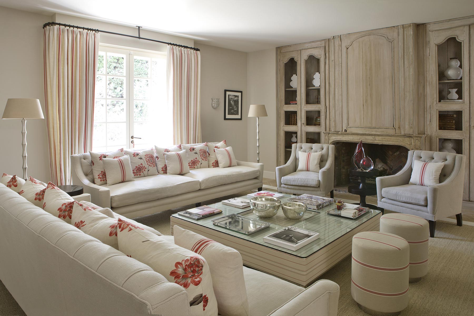 Kelly Hoppen´s Favorite Buffets and Design