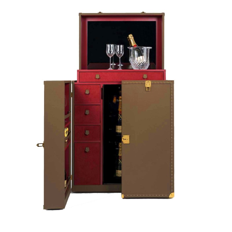 Wine Cabinets: Contemporary Ideas For Your Master Decoration