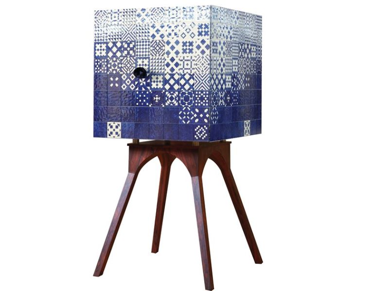 Blue is the New Black: Modern Cabinets with A Unique Design